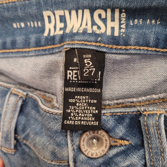 Denim boyfriend Jeans ( Bundle and save on shipping) - Picture 4 of 4